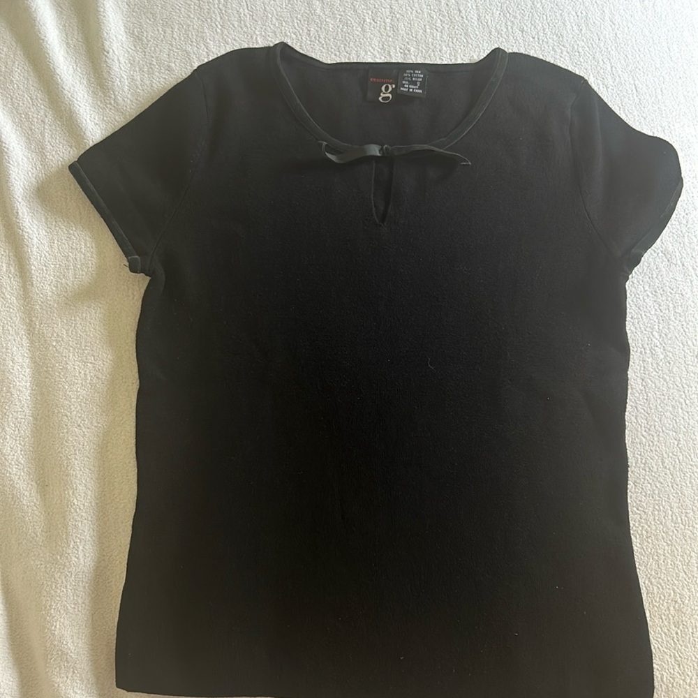 Knitted black top,55%silk20%cotton 25 nylon, velvet deco at arm and neck size S